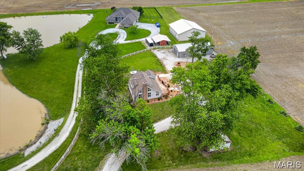 8660 Huch Lane, Columbia, IL, 62236-4620