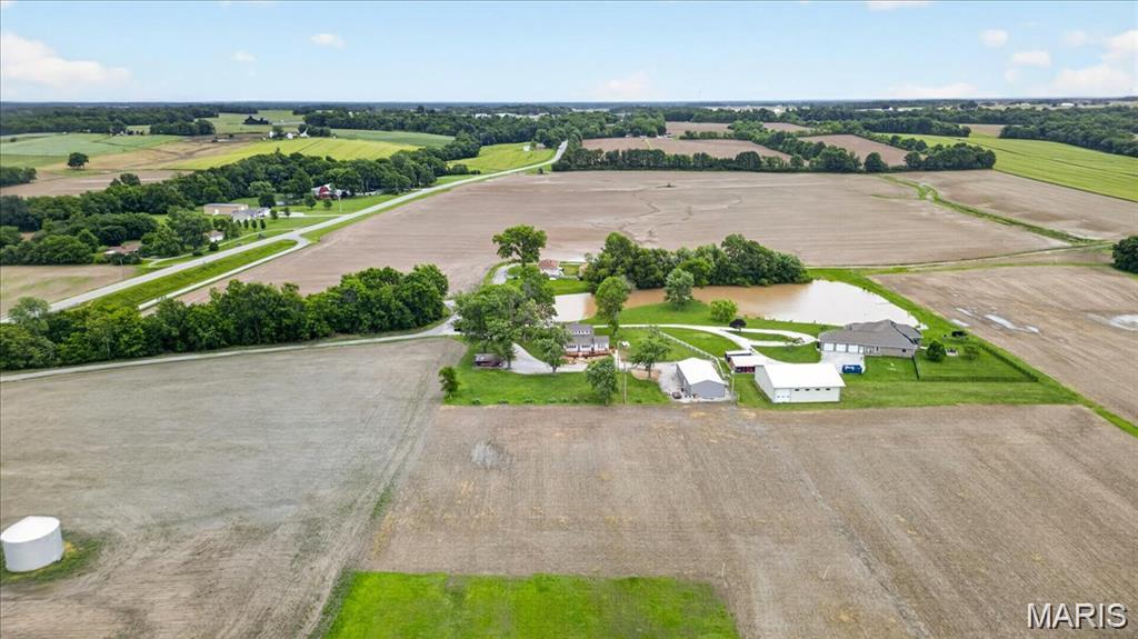 8660 Huch Lane, Columbia, IL, 62236-4620