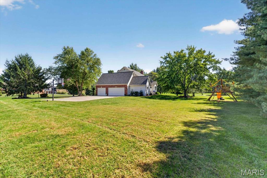 5767 Lake Briar Drive, Millstadt, IL, 62260-2628