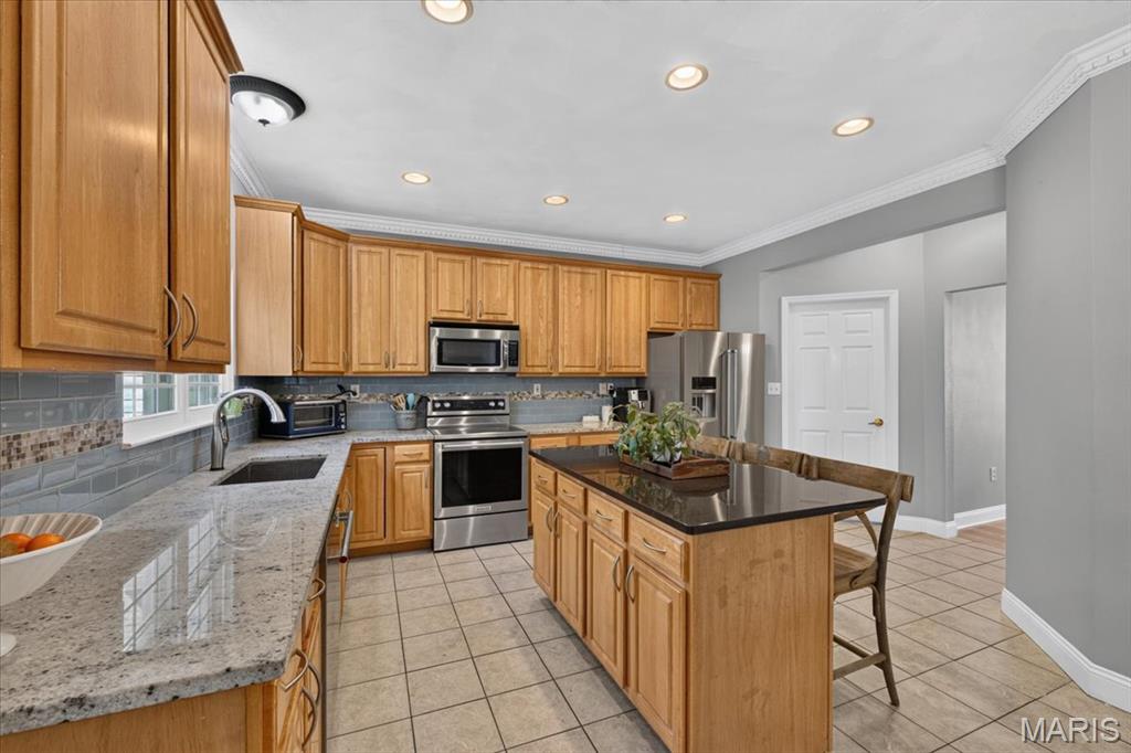 5767 Lake Briar Drive, Millstadt, IL, 62260-2628