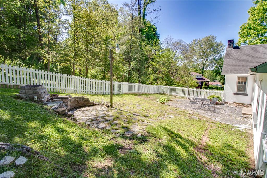 931 Sugarloaf Hill Road, Dupo, IL, 62239-1926