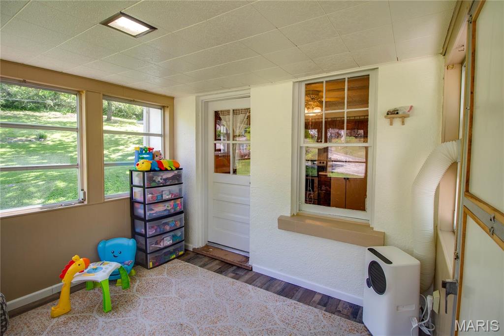 931 Sugarloaf Hill Road, Dupo, IL, 62239-1926