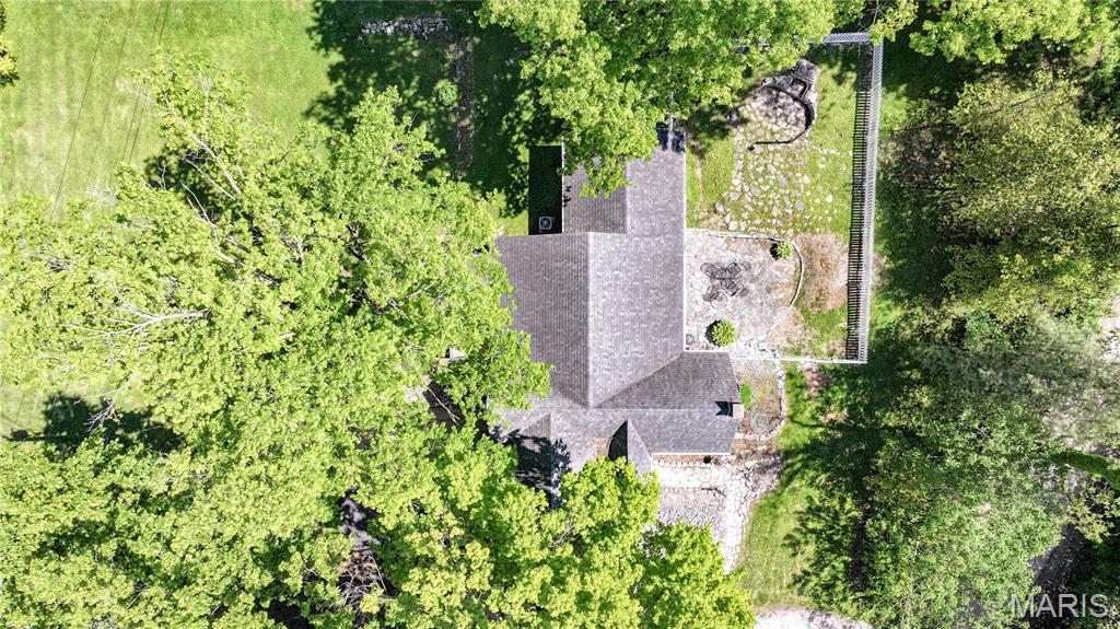 931 Sugarloaf Hill Road, Dupo, IL, 62239-1926