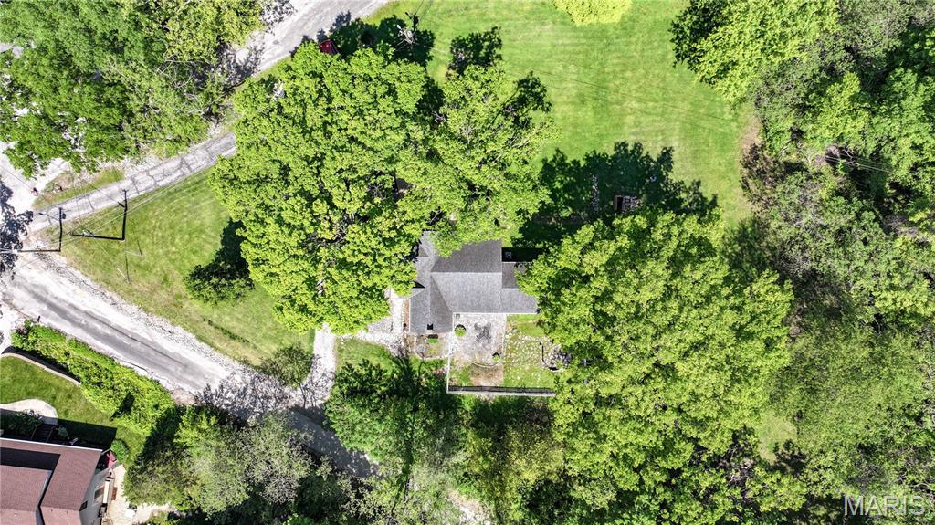 931 Sugarloaf Hill Road, Dupo, IL, 62239-1926