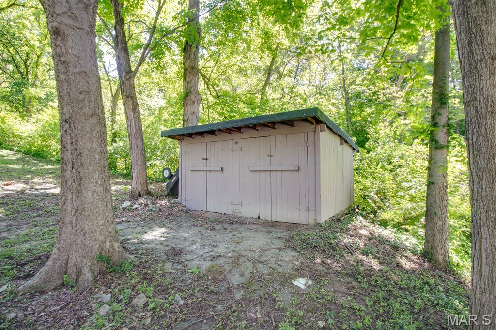 931 Sugarloaf Hill Road, Dupo, IL, 62239-1926
