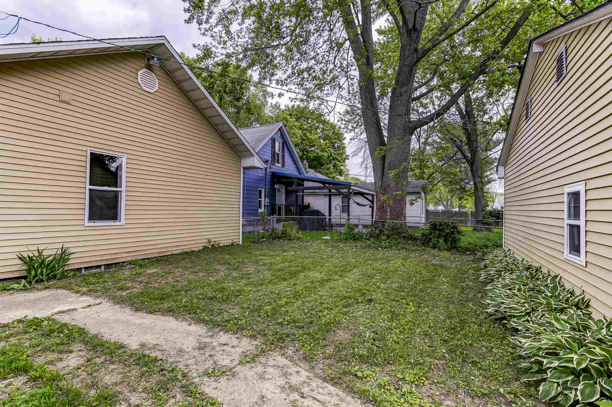 1652 W Capitol Avenue, Springfield, IL, 62704