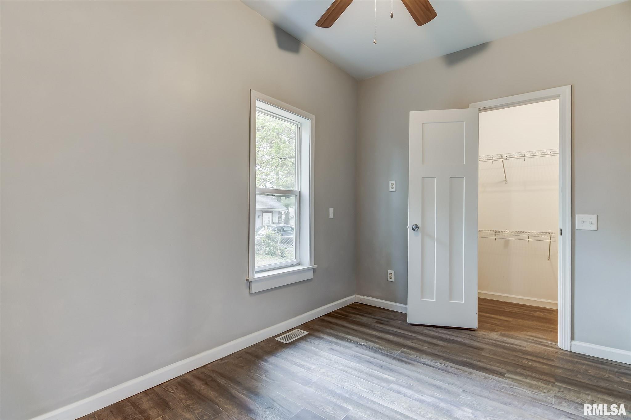 1652 W Capitol Avenue, Springfield, IL, 62704
