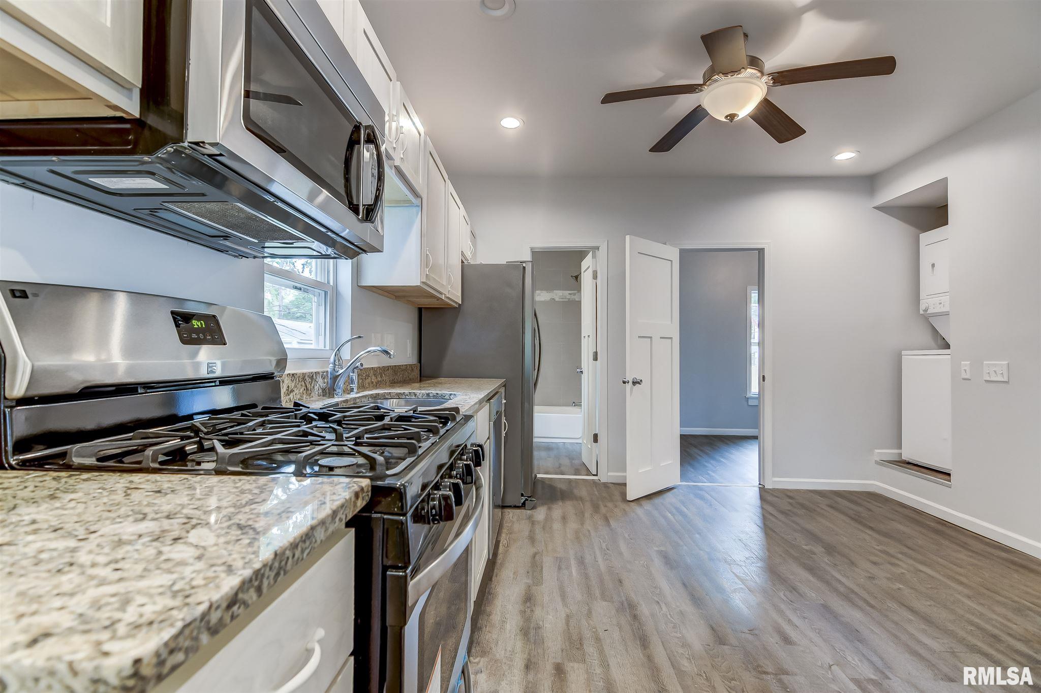 1652 W Capitol Avenue, Springfield, IL, 62704