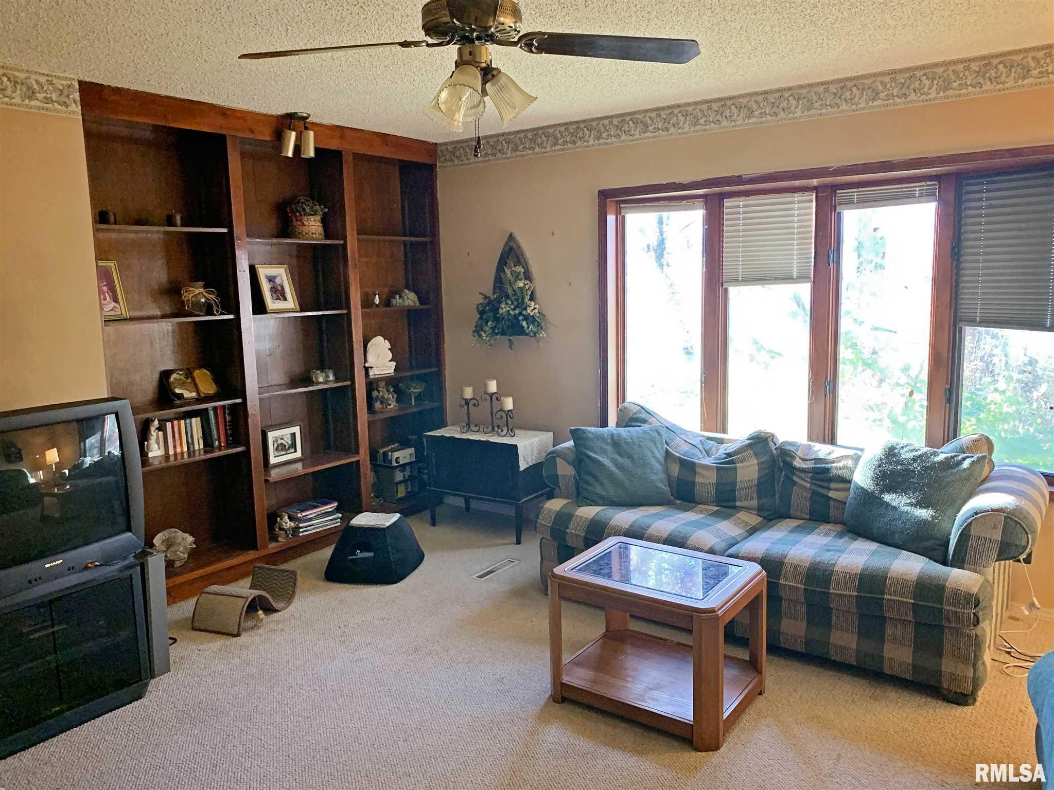 7416 Oak Crest Road, Riverton, IL, 62561