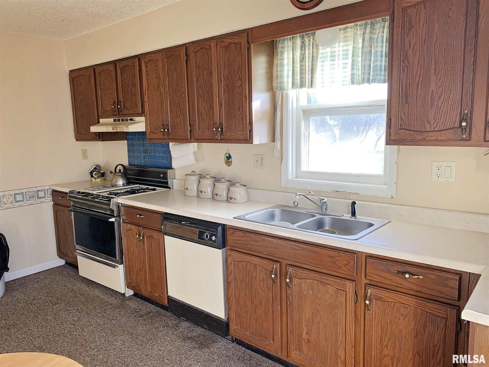 7416 Oak Crest Road, Riverton, IL, 62561