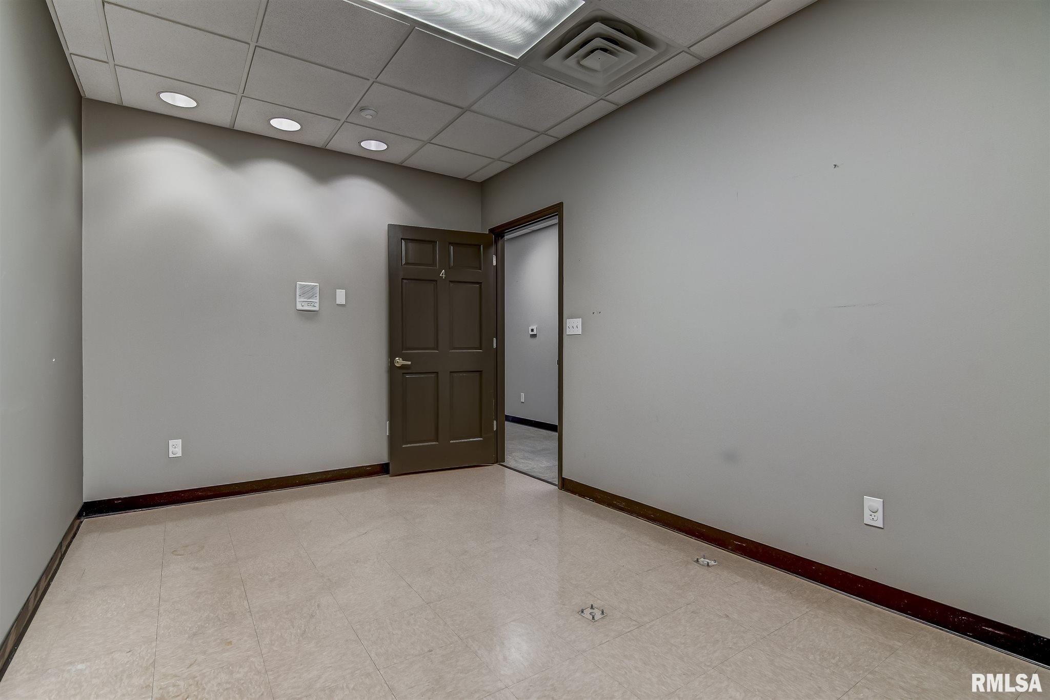 2025 W Iles Avenue, Springfield, IL, 62704