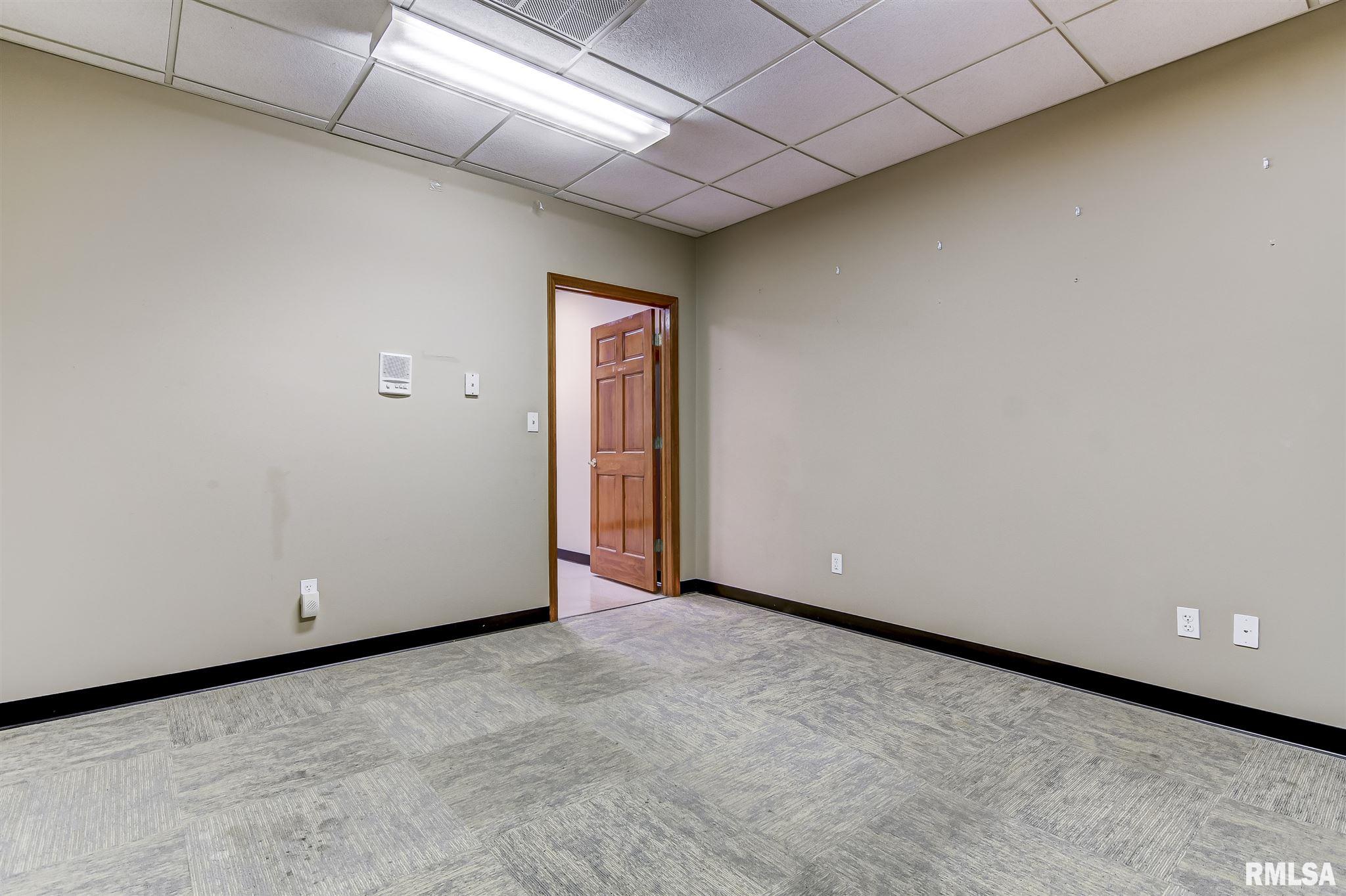 2025 W Iles Avenue, Springfield, IL, 62704