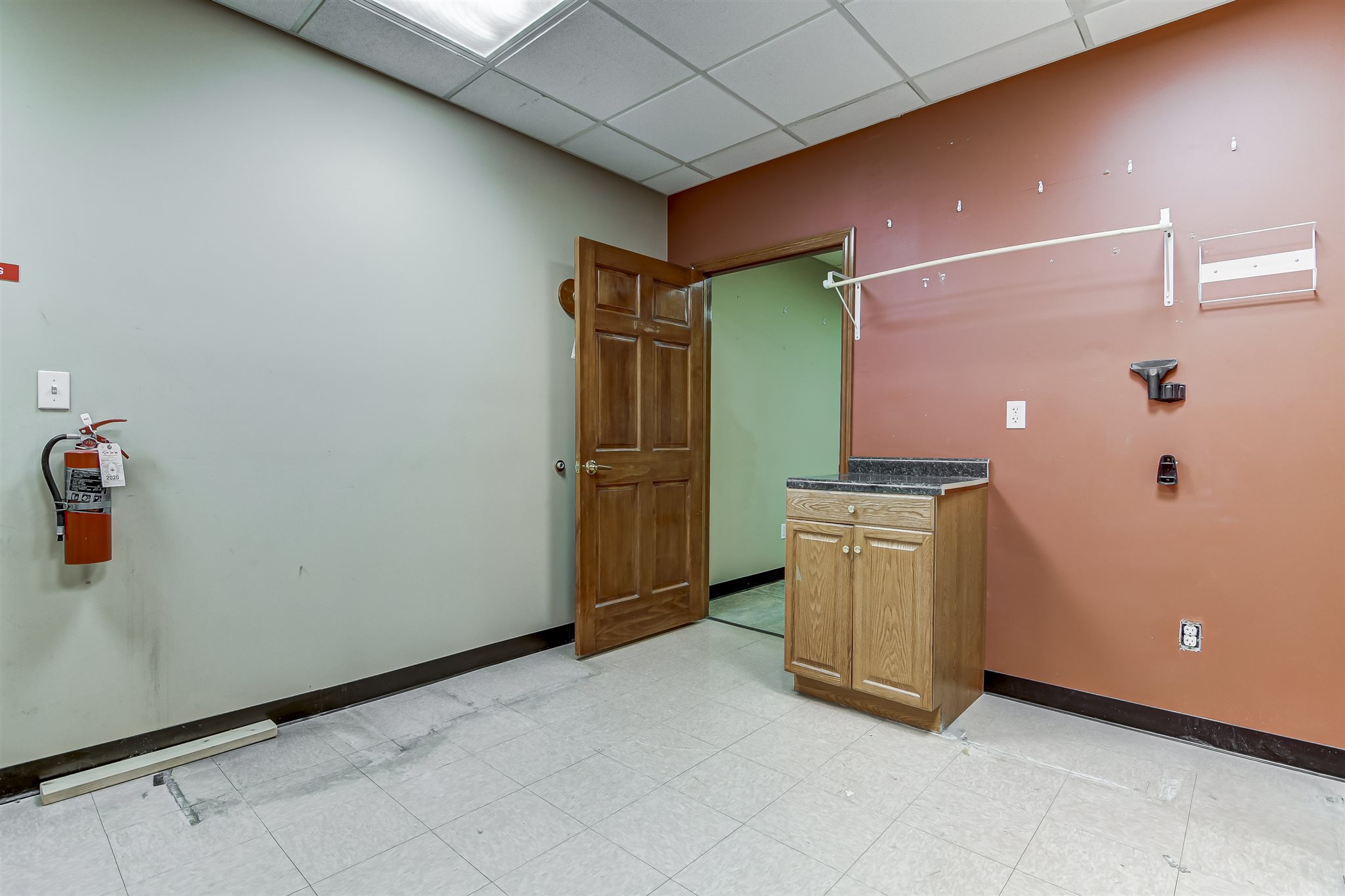 2025 W Iles Avenue, Springfield, IL, 62704