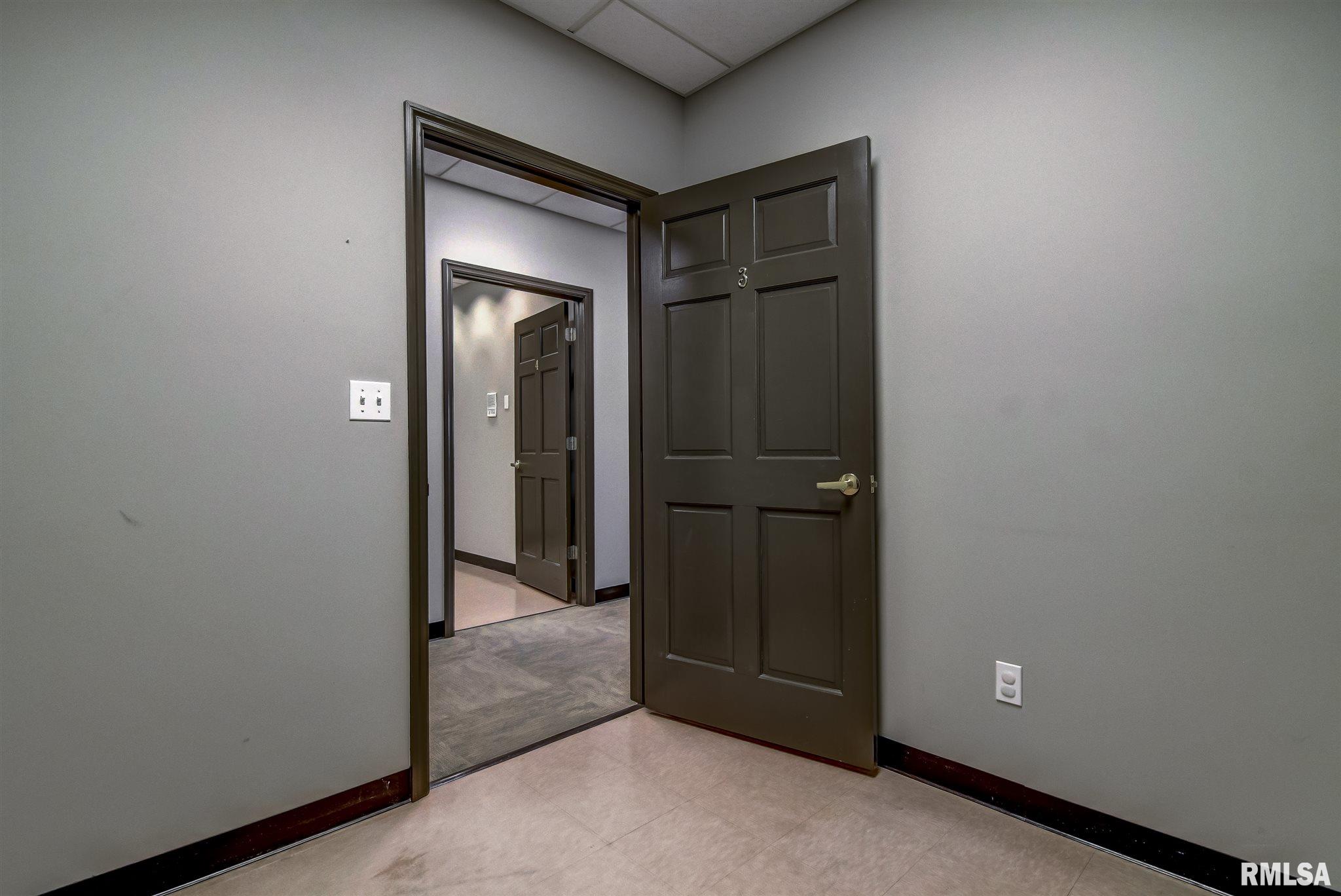 2025 W Iles Avenue, Springfield, IL, 62704