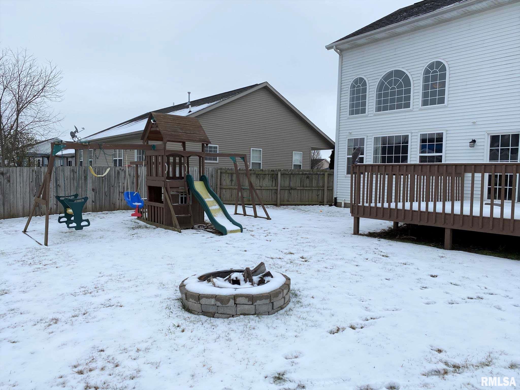 325 Podres Lane, Chatham, IL, 62629