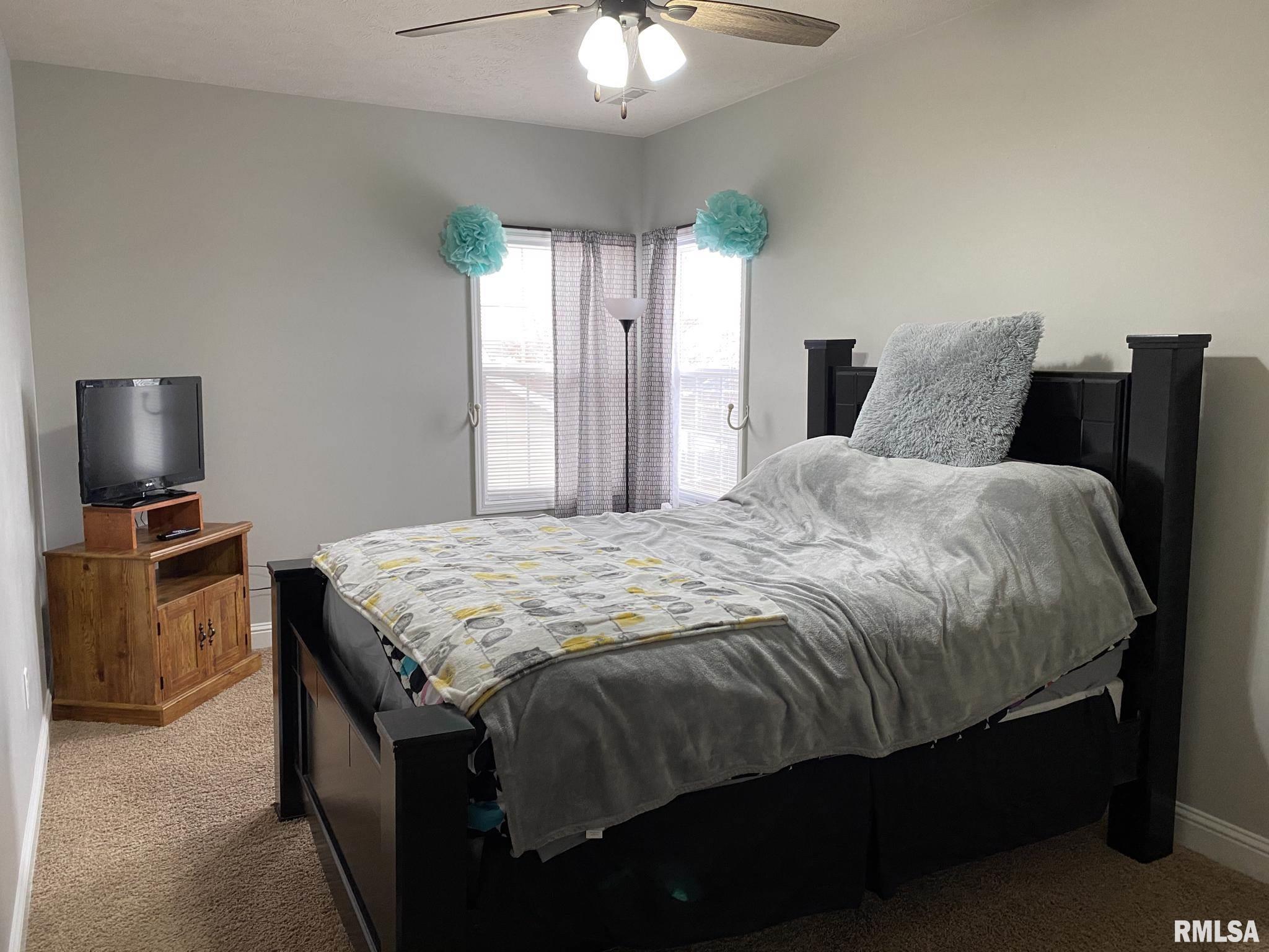 325 Podres Lane, Chatham, IL, 62629