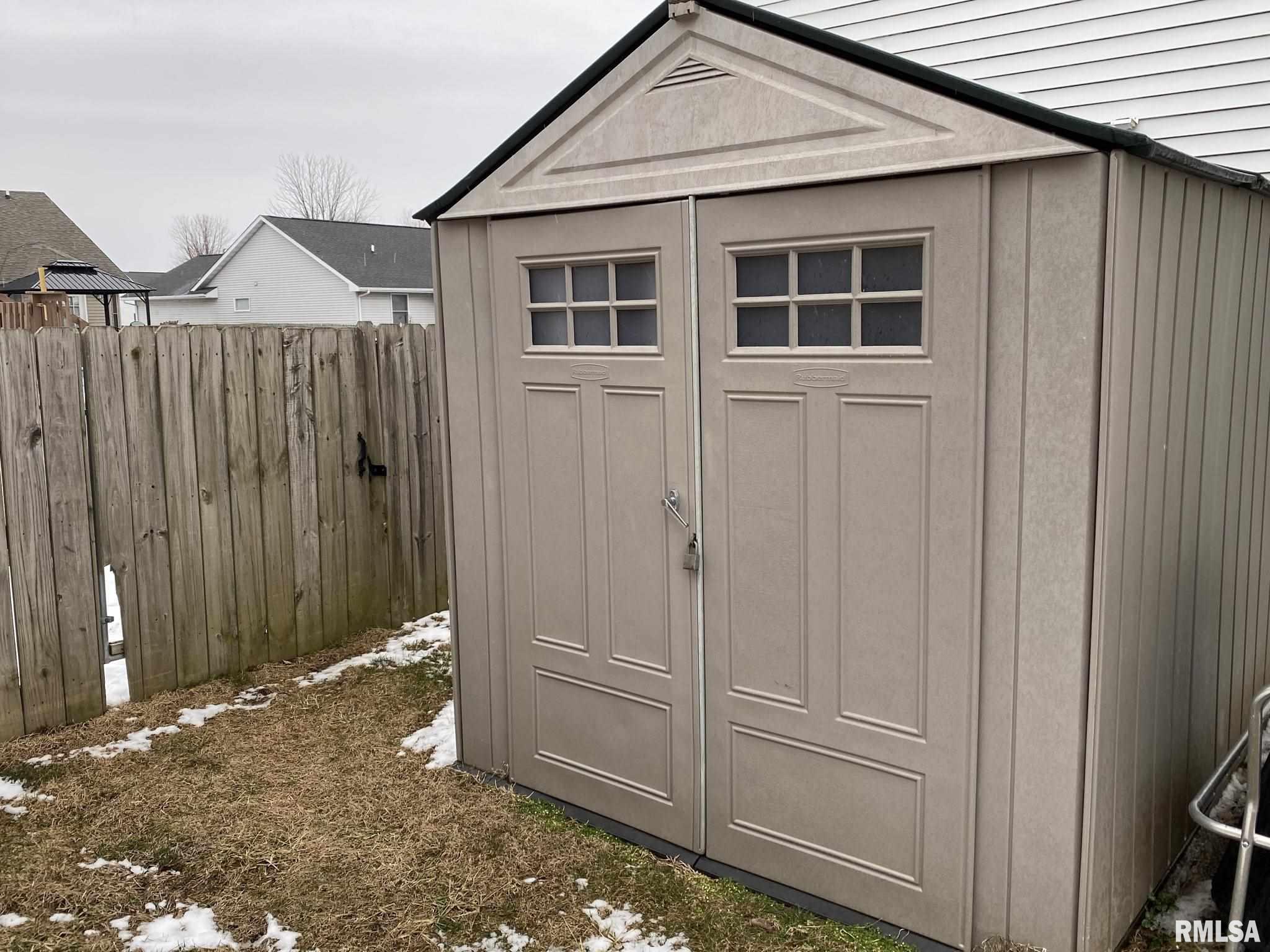 325 Podres Lane, Chatham, IL, 62629