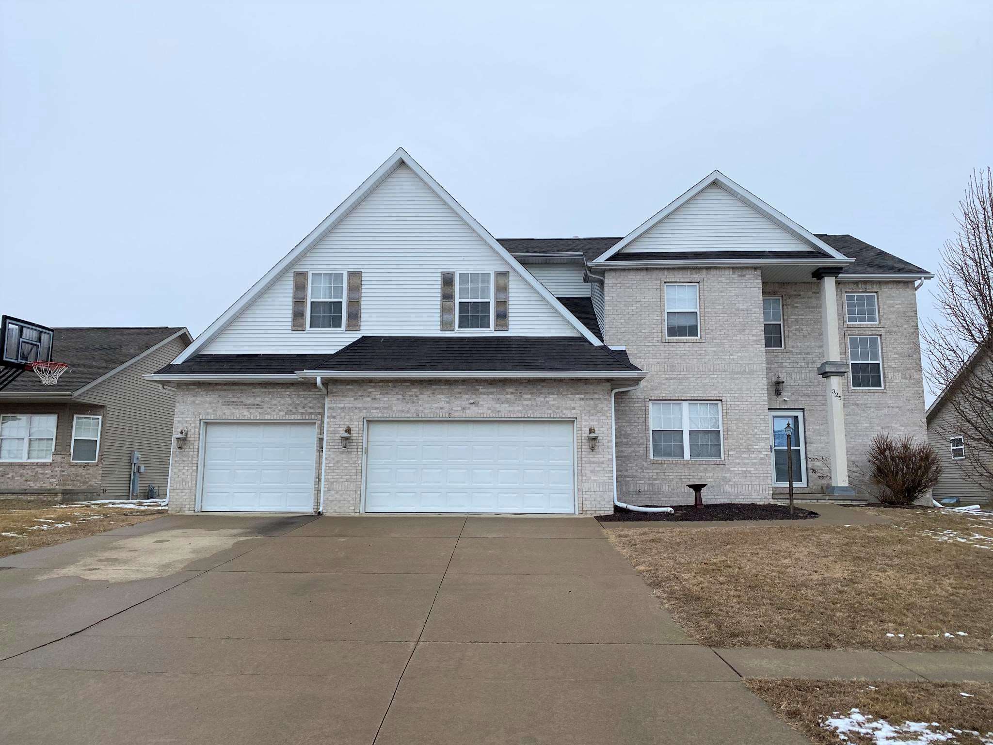325 Podres Lane, Chatham, IL, 62629