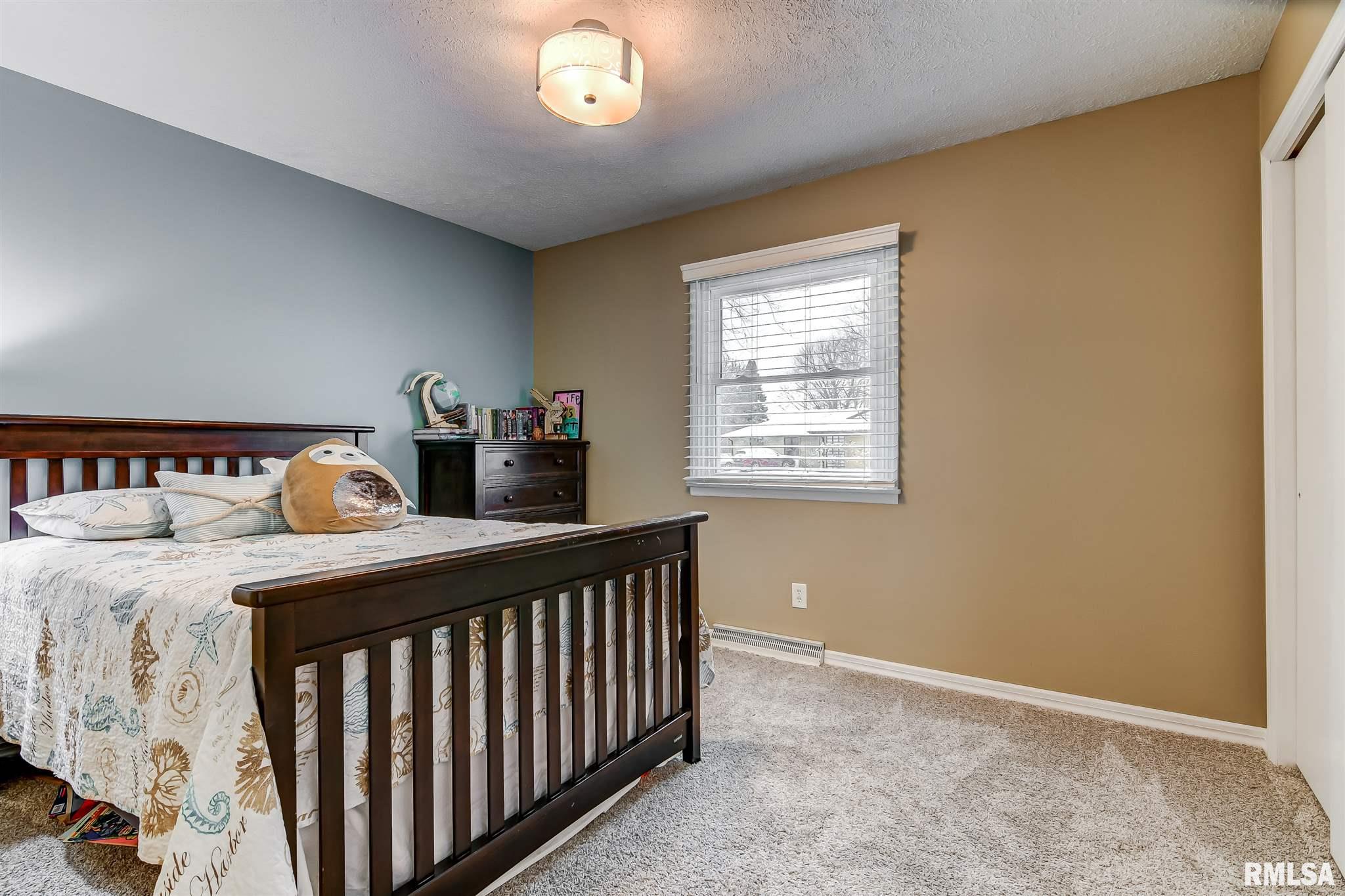 2336 Grinnell Drive, Springfield, IL, 62704