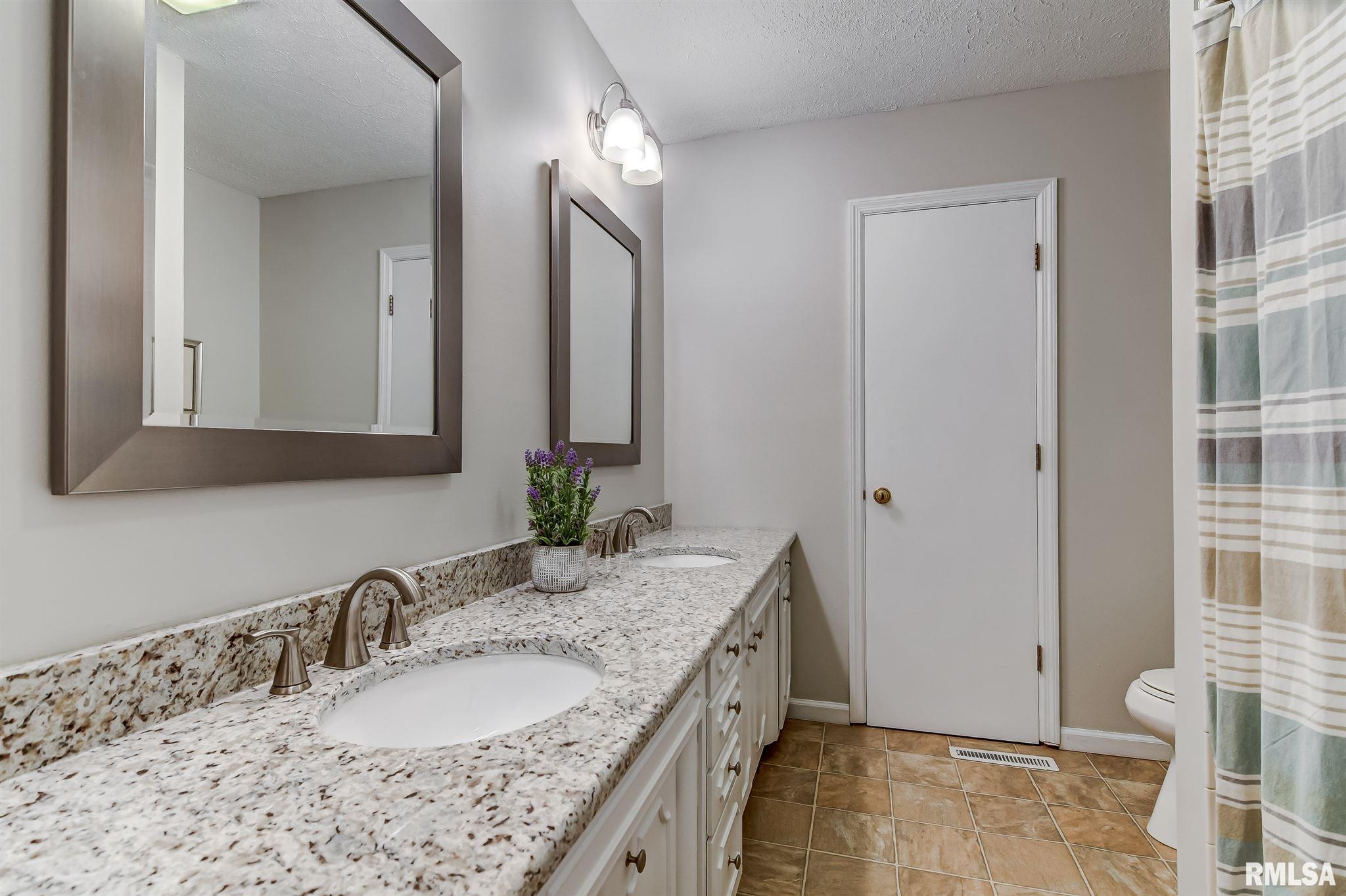 2336 Grinnell Drive, Springfield, IL, 62704