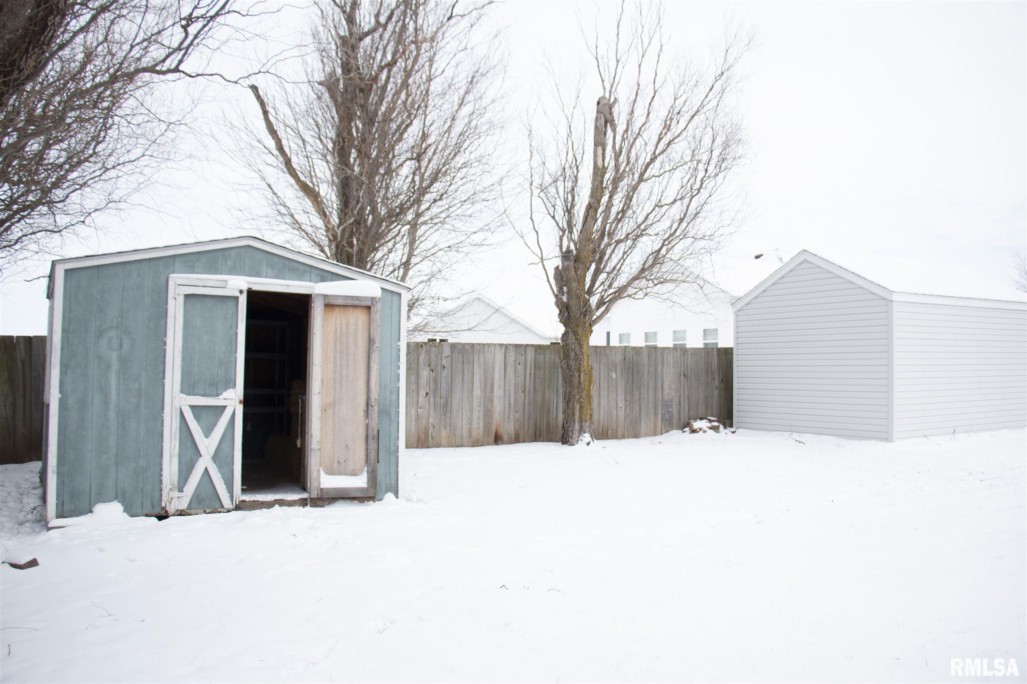 707 N Bitterroot Court, Athens, IL, 62613
