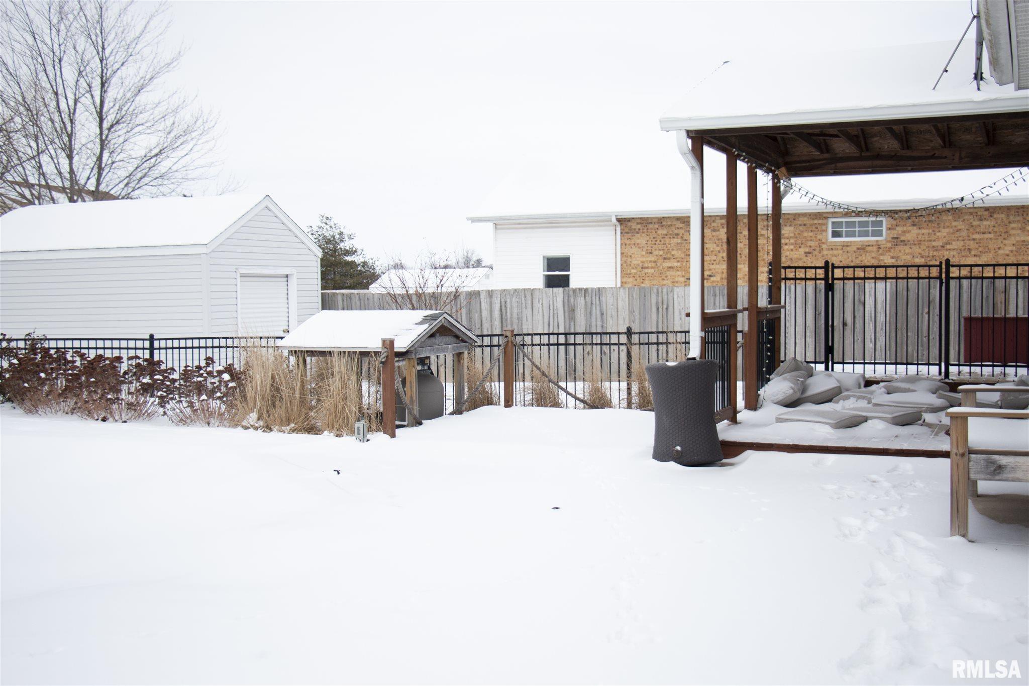 707 N Bitterroot Court, Athens, IL, 62613
