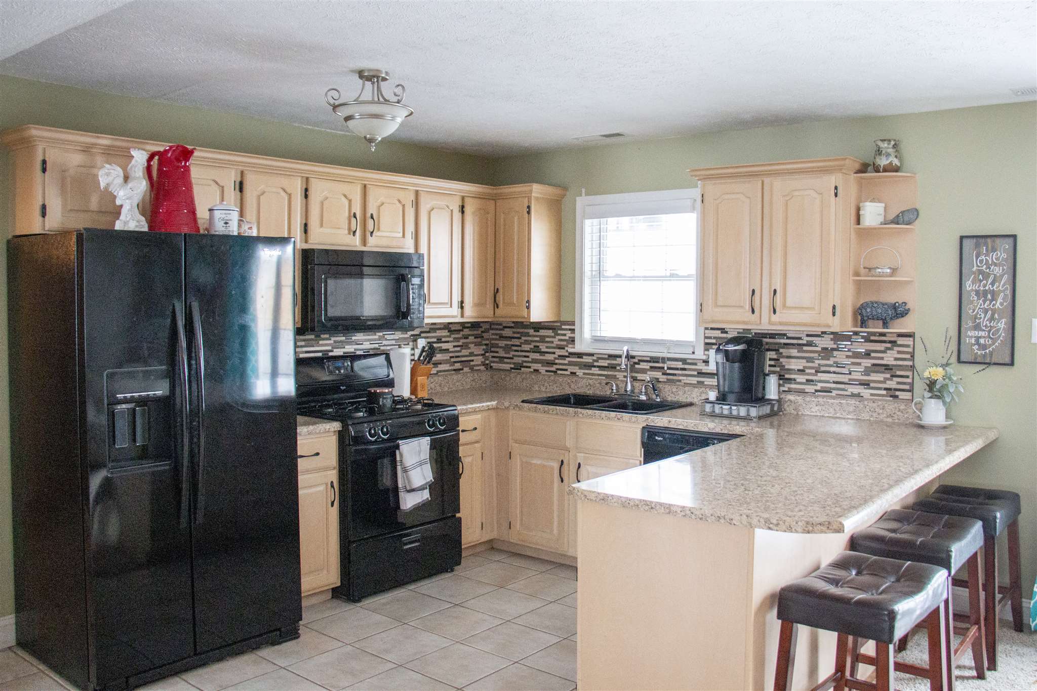 707 N Bitterroot Court, Athens, IL, 62613