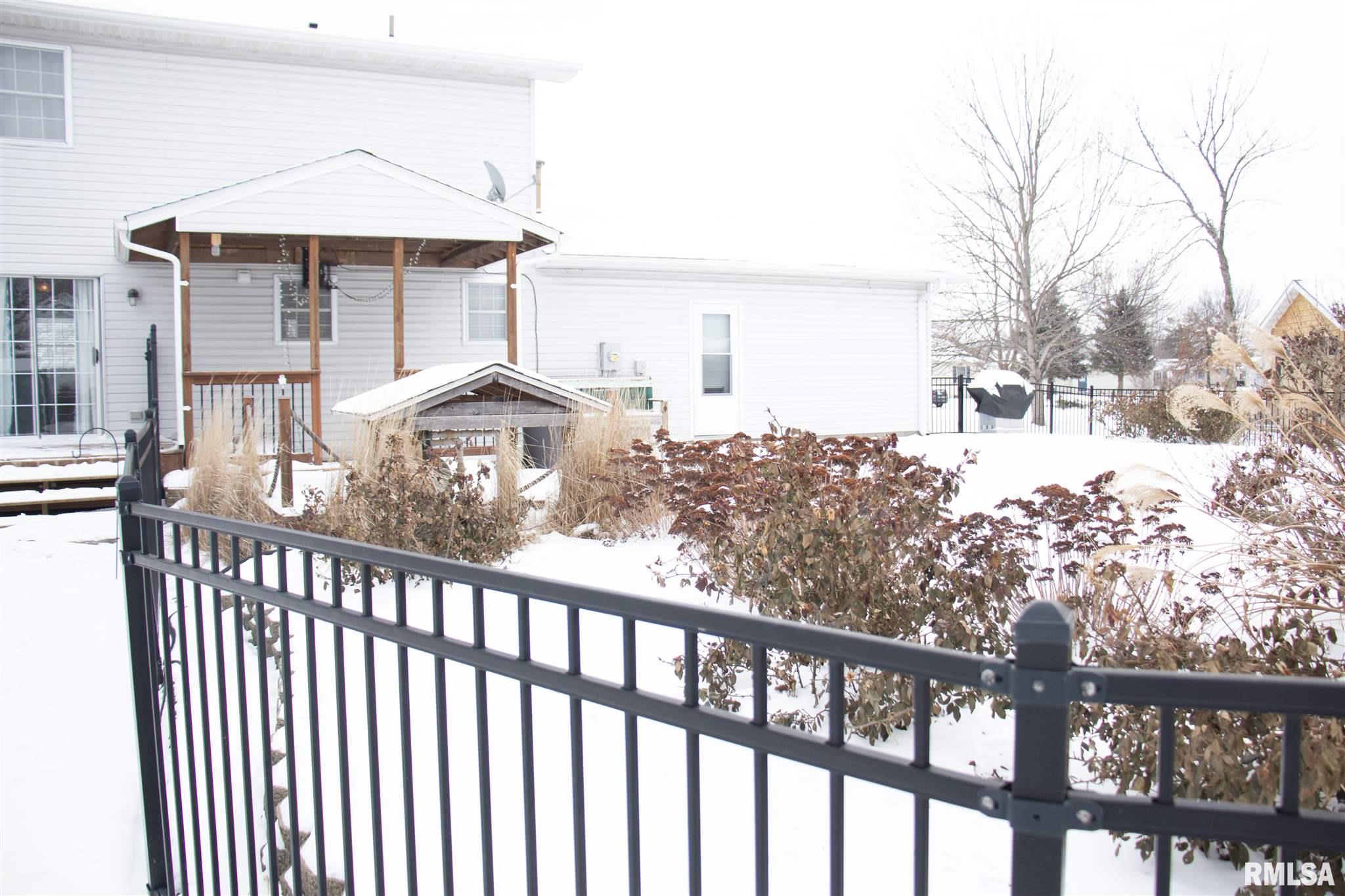 707 N Bitterroot Court, Athens, IL, 62613