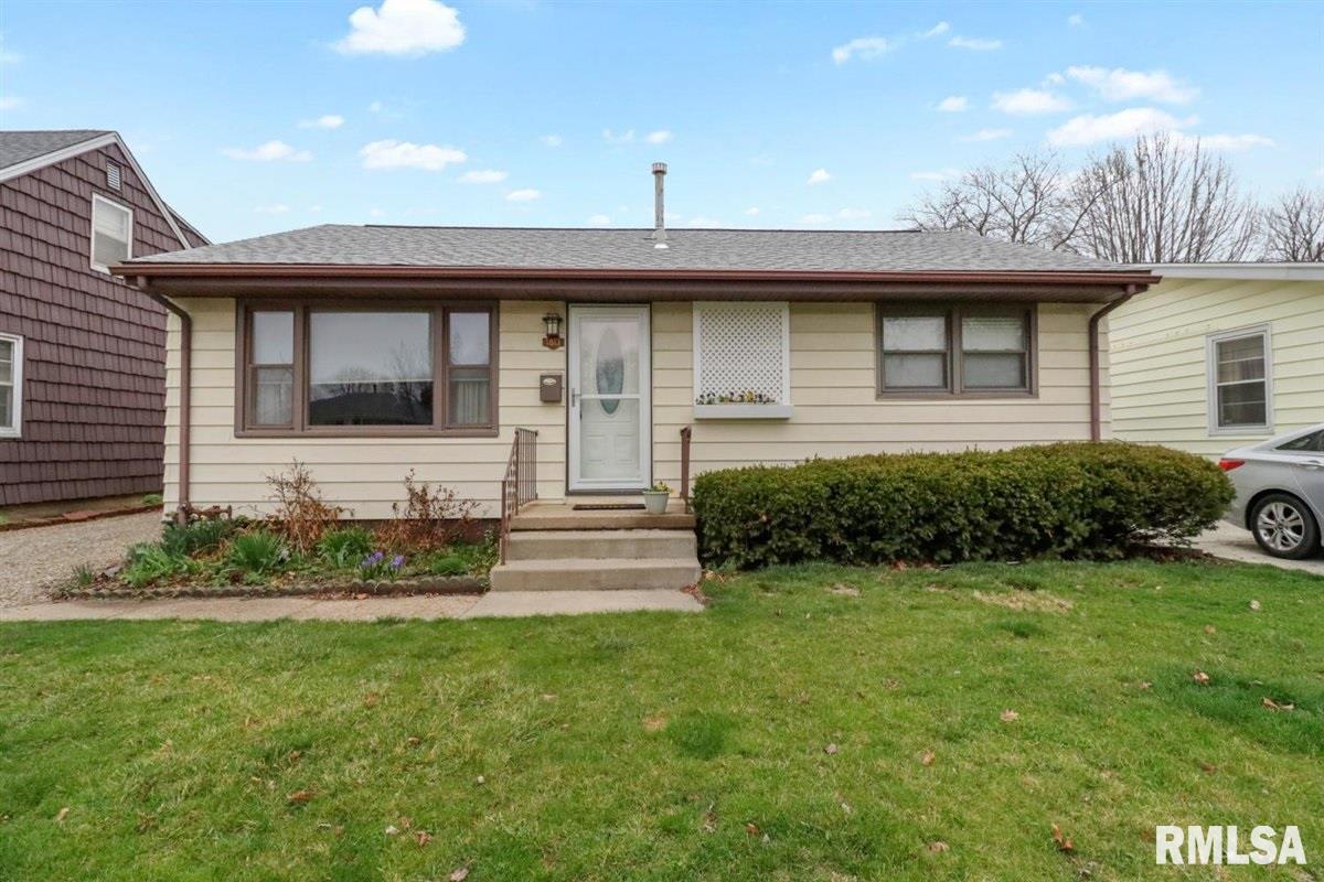 1813 BLACK Avenue, Springfield, IL 62702