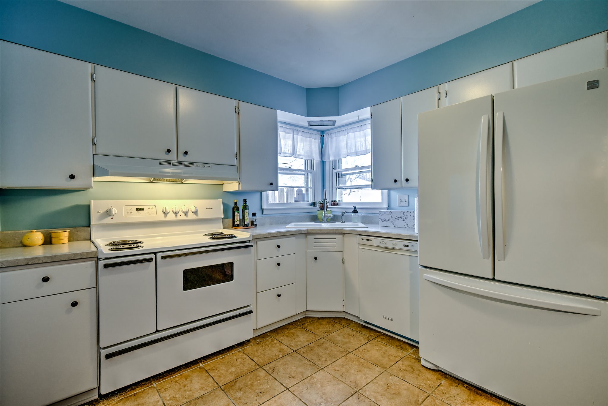 1720 W Iles Avenue, Springfield, IL, 62704-4833