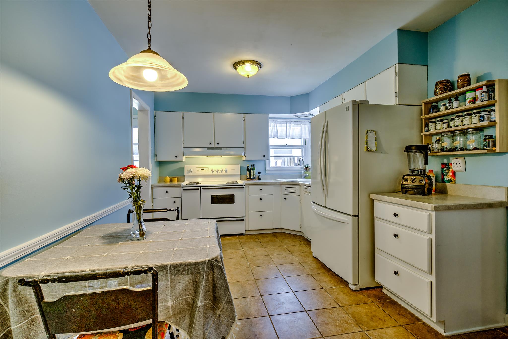 1720 W Iles Avenue, Springfield, IL, 62704-4833
