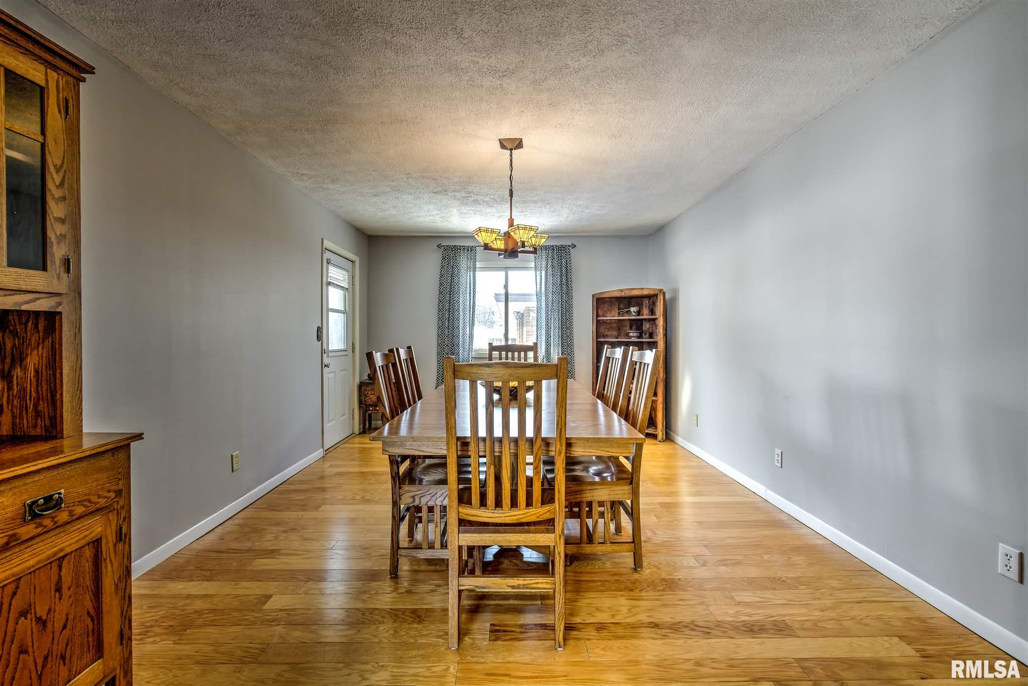 1720 W Iles Avenue, Springfield, IL, 62704-4833