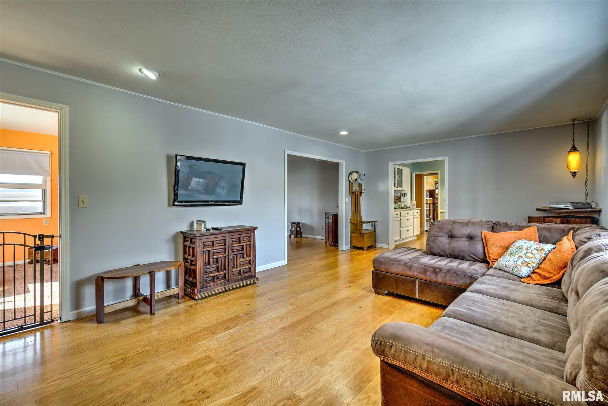 1720 W Iles Avenue, Springfield, IL, 62704-4833