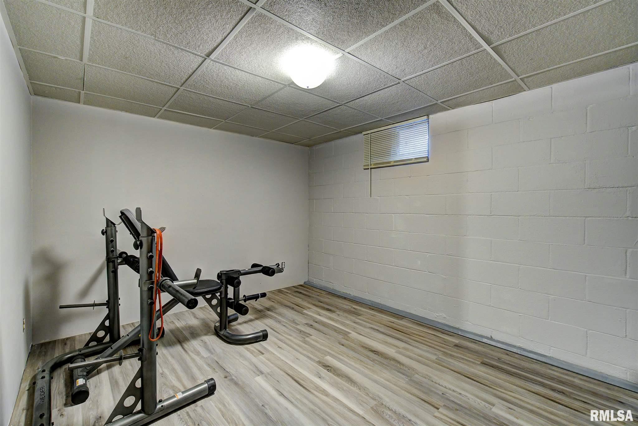 1720 W Iles Avenue, Springfield, IL, 62704-4833
