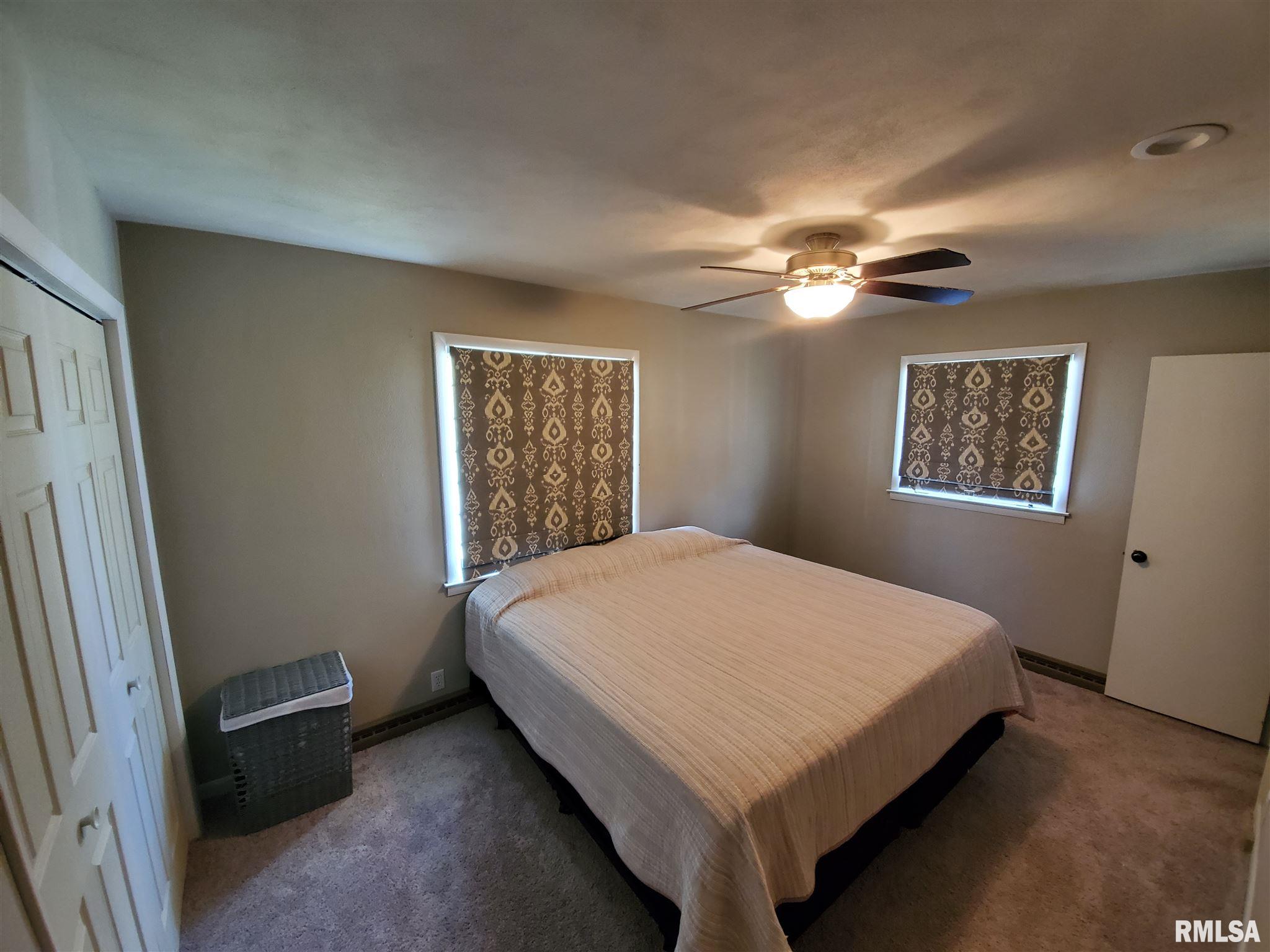 868 Roanoke Drive, Springfield, IL, 62702