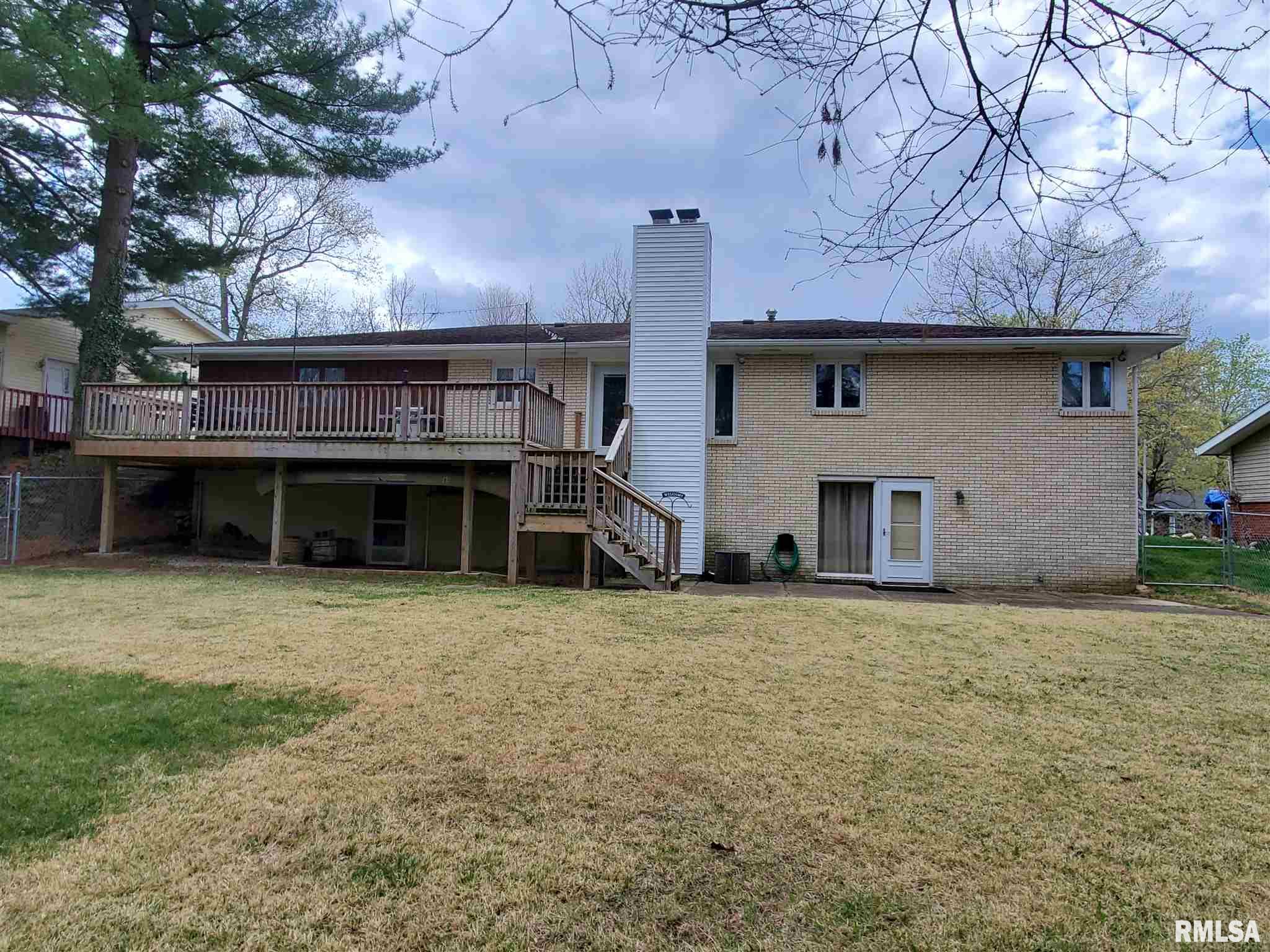 868 Roanoke Drive, Springfield, IL, 62702