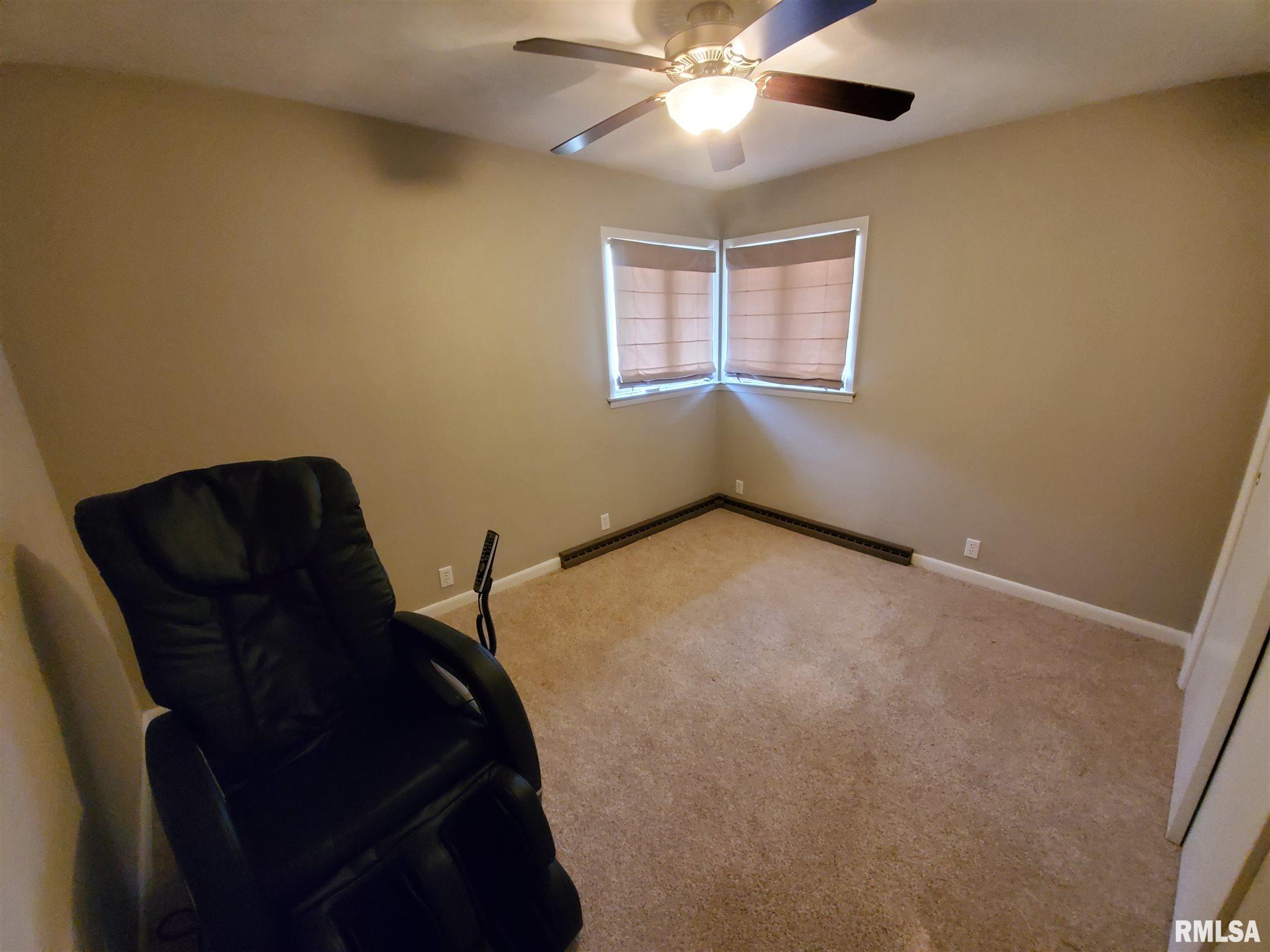 868 Roanoke Drive, Springfield, IL, 62702