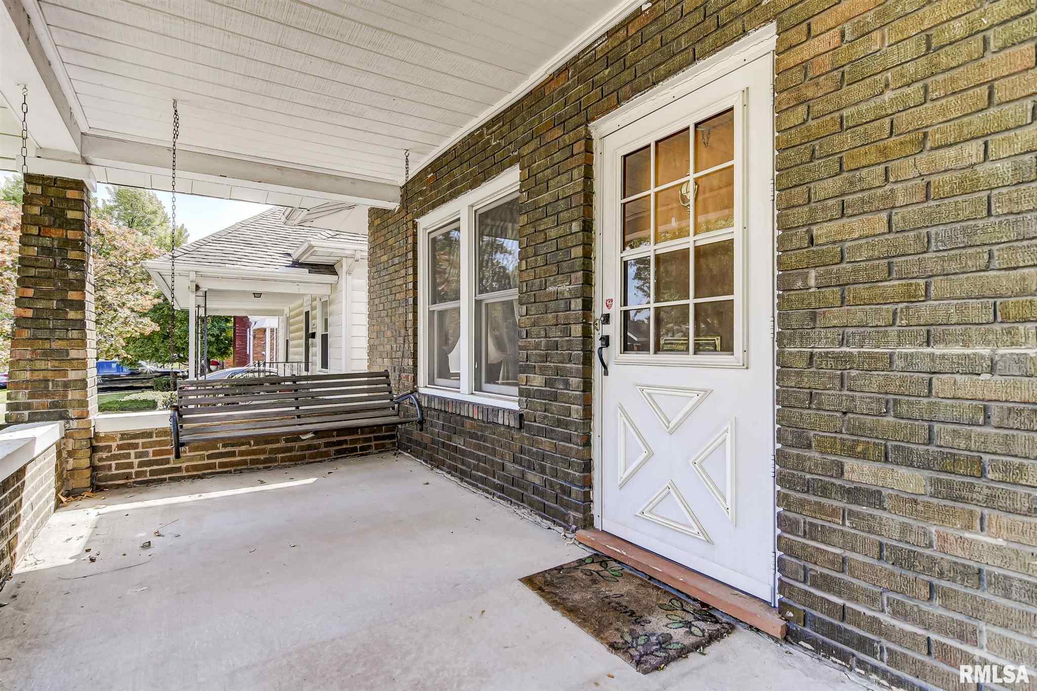 2033 S 4Th Street, Springfield, IL, 62703
