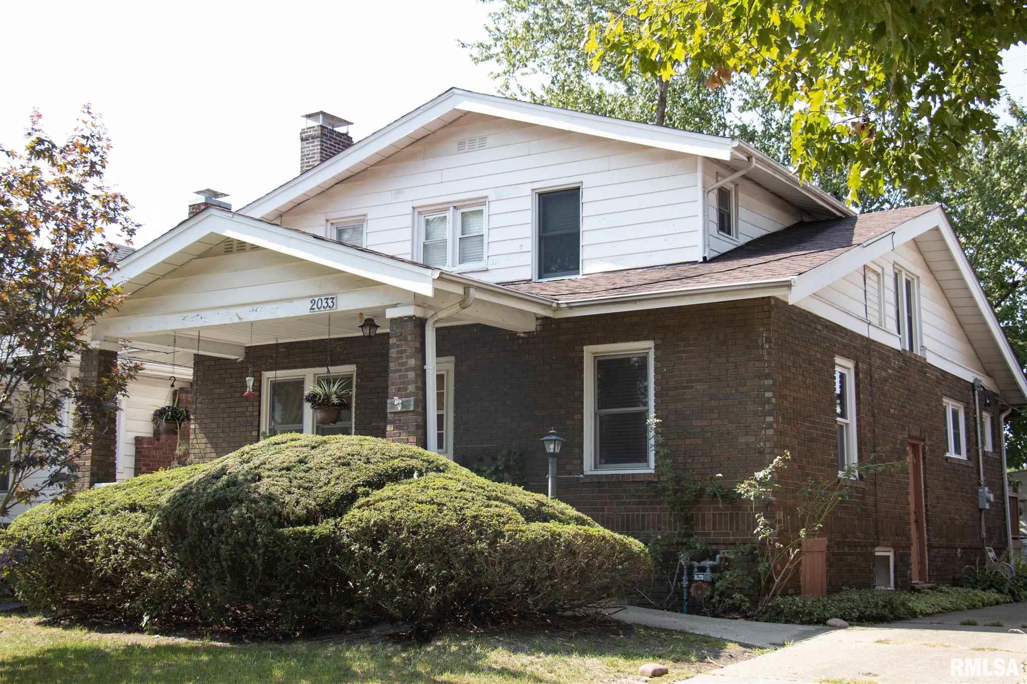 2033 S 4TH Street, Springfield, IL 62703