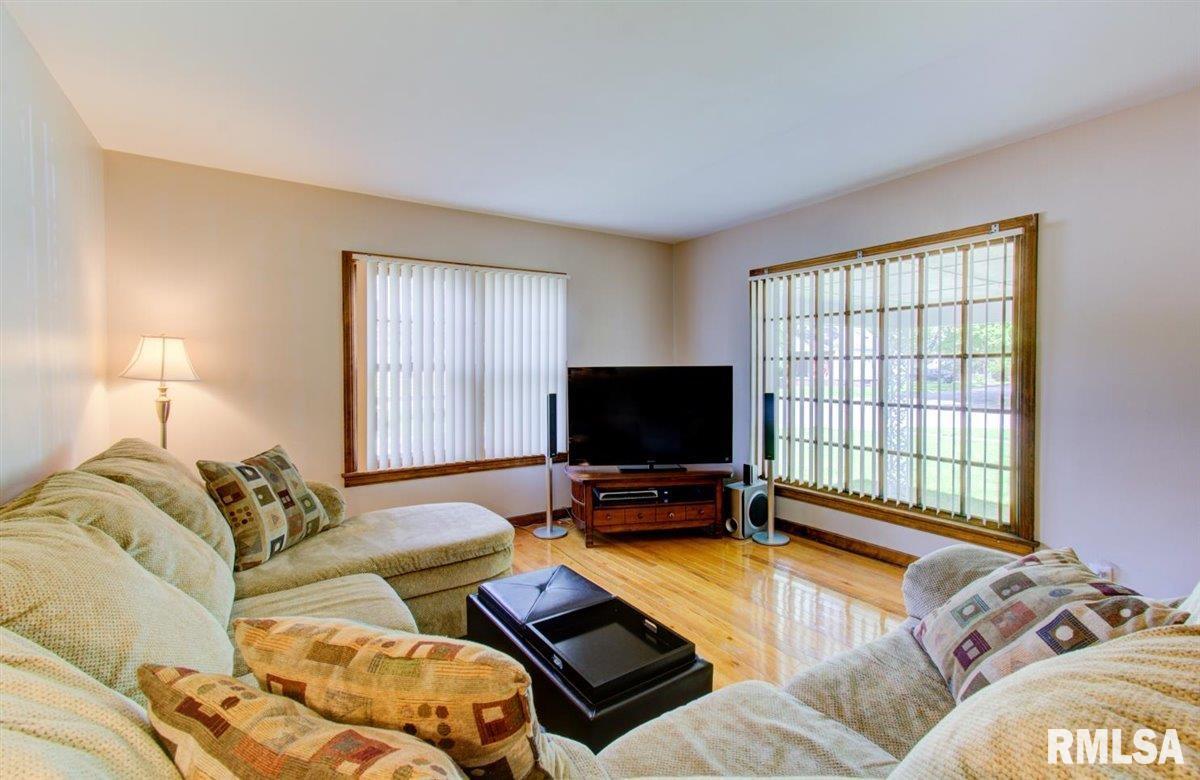 2201 S College Street, Springfield, IL, 62704