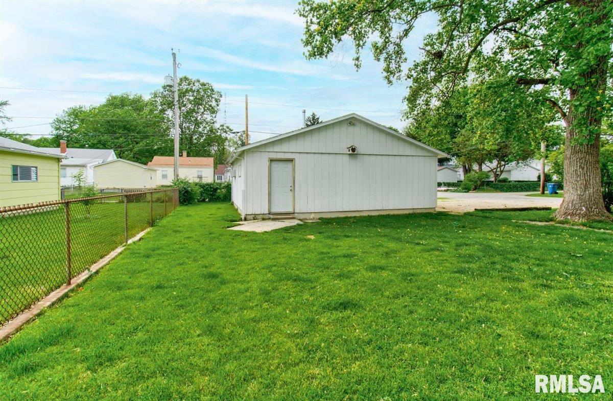 2201 S College Street, Springfield, IL, 62704