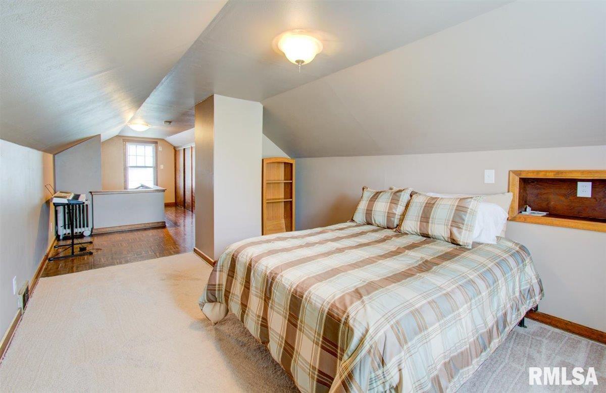 2201 S College Street, Springfield, IL, 62704