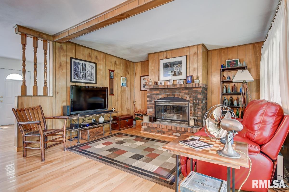 1 Oakhaven Road, Sherman, IL, 62684