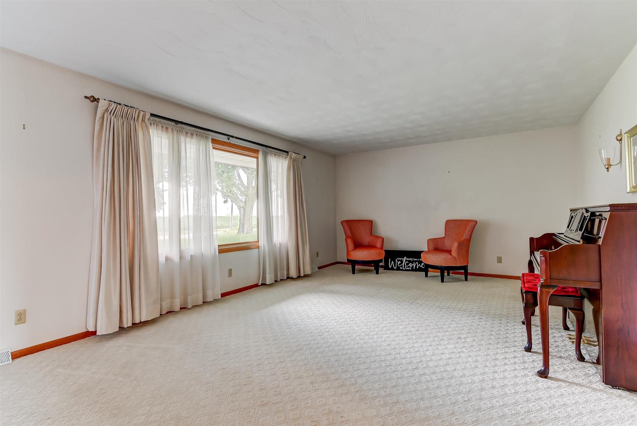 1650 Mcqueen Road, Pleasant Plains, IL, 62677