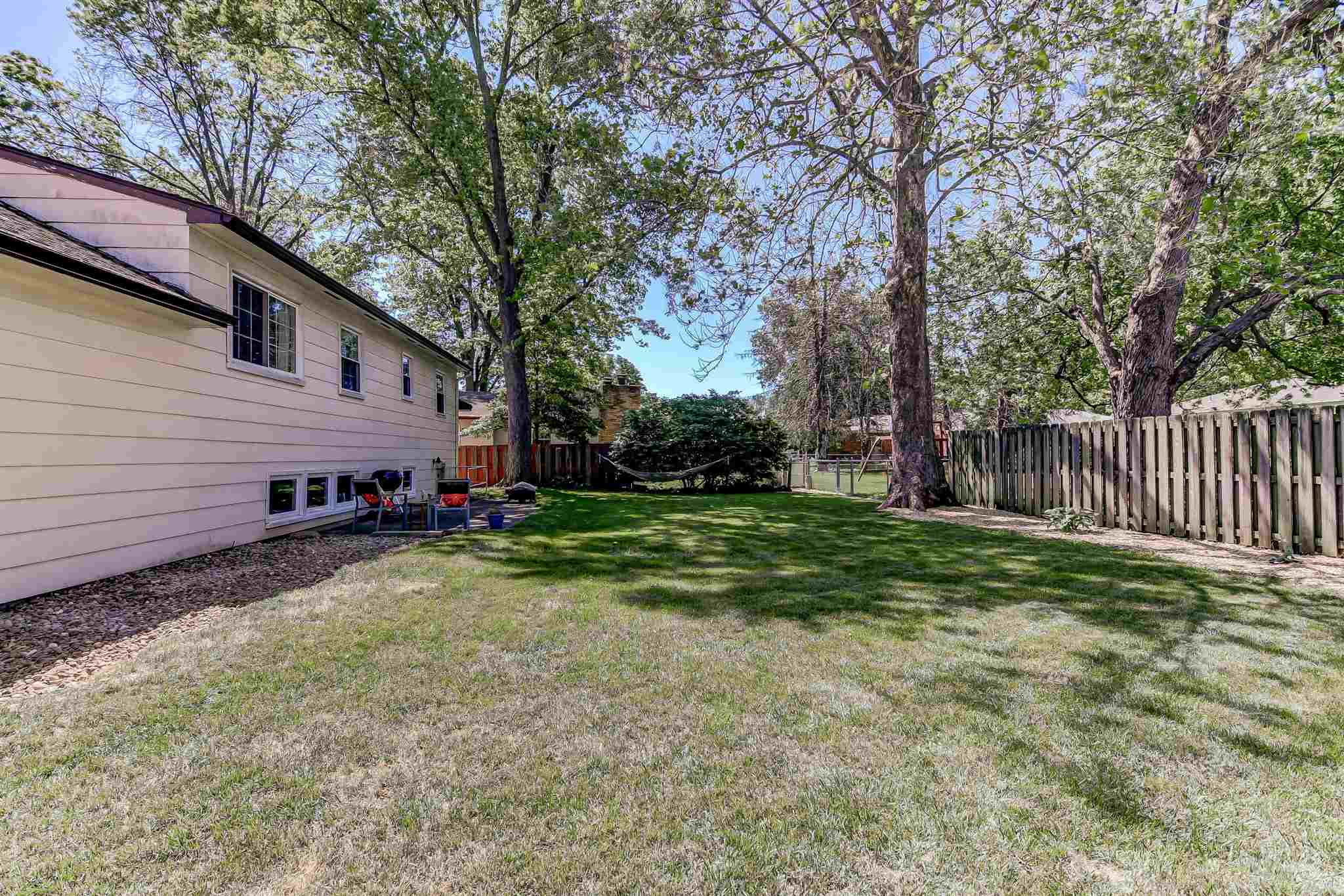 121 Andover Drive, Springfield, IL, 62704