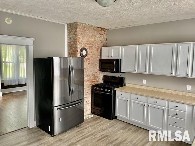 712 S 9Th Street, Petersburg, IL, 62675