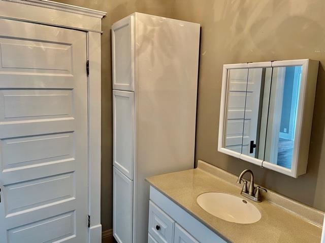 712 S 9Th Street, Petersburg, IL, 62675