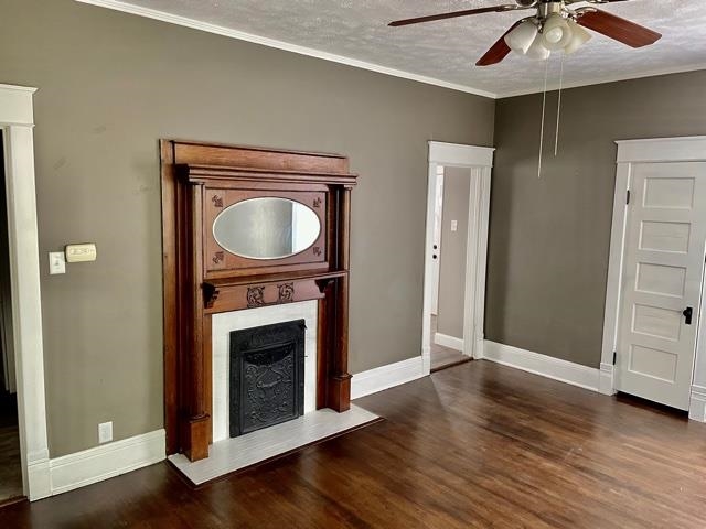 712 S 9Th Street, Petersburg, IL, 62675