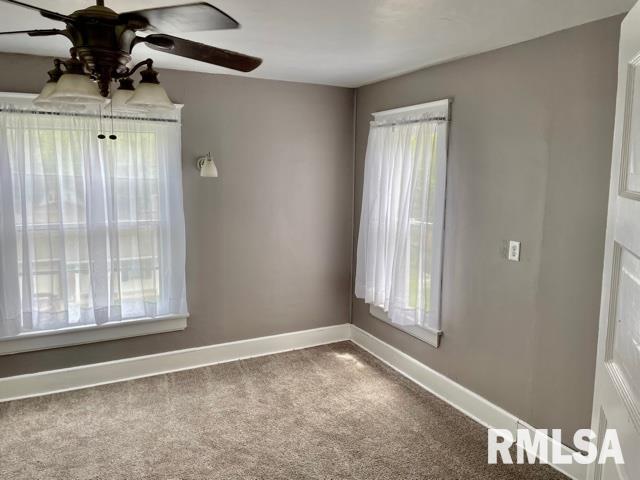 712 S 9Th Street, Petersburg, IL, 62675