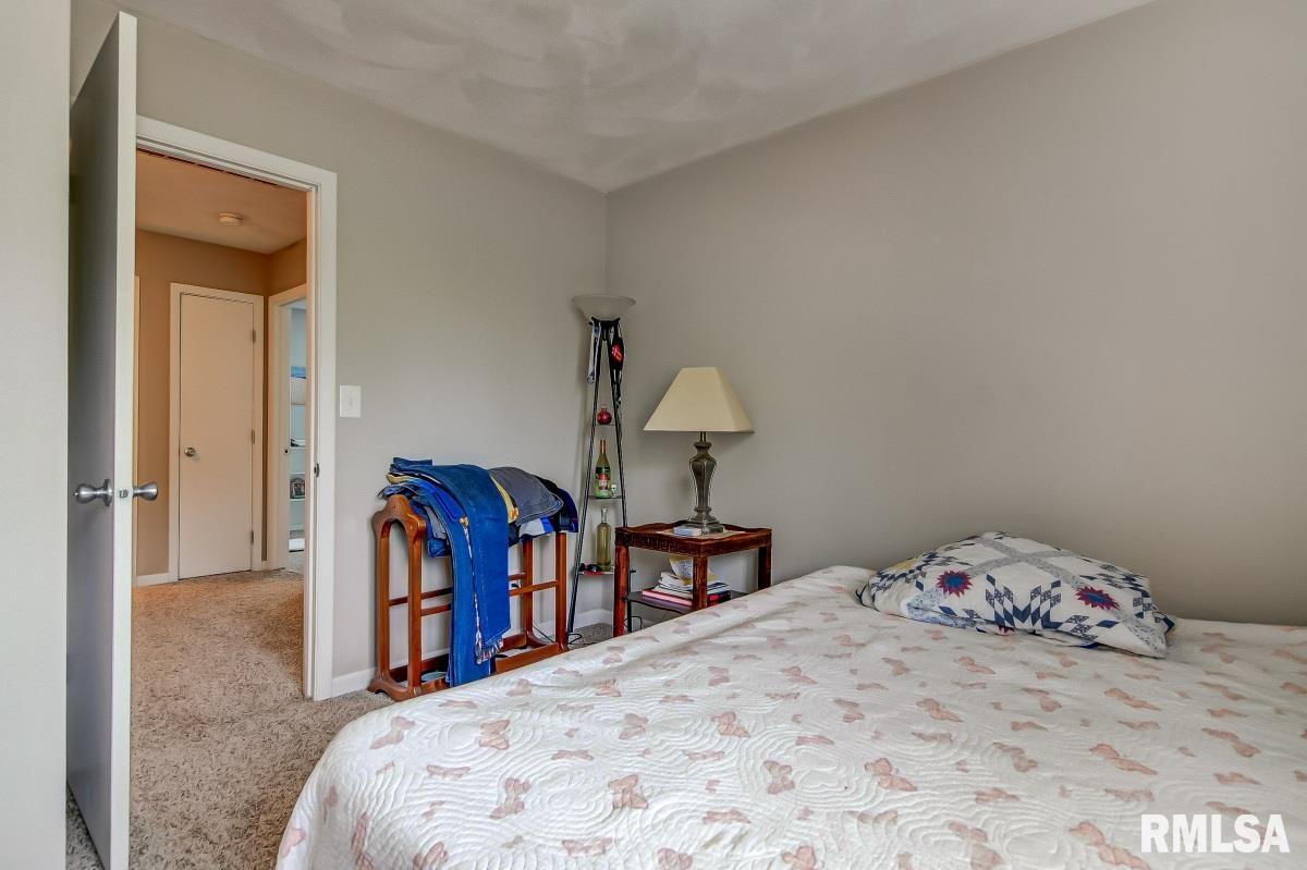 2543 Lindsay Road, Springfield, IL, 62704